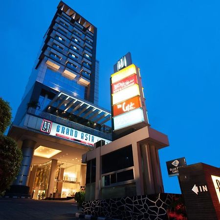 Grand Asia Hotel Jakarta Exterior photo